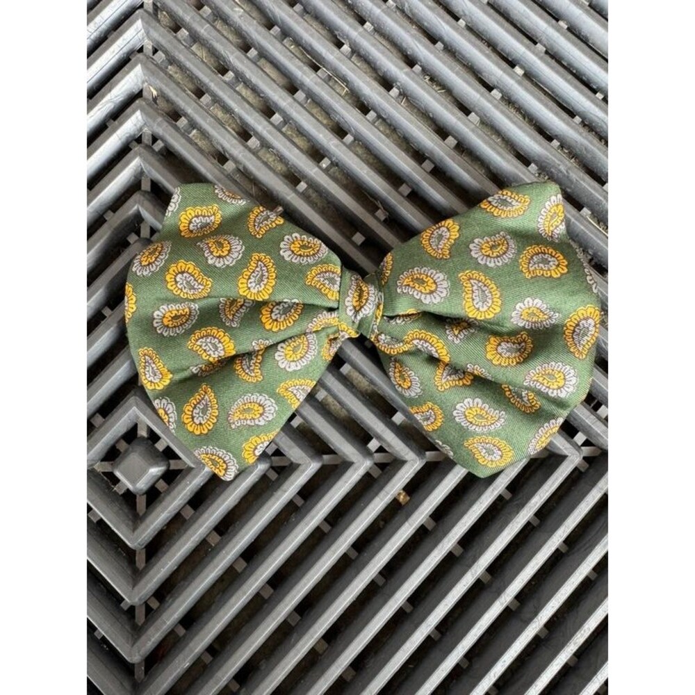 Vintage Green Paisley Clip-On Bow Tie Royal Rust Resistant